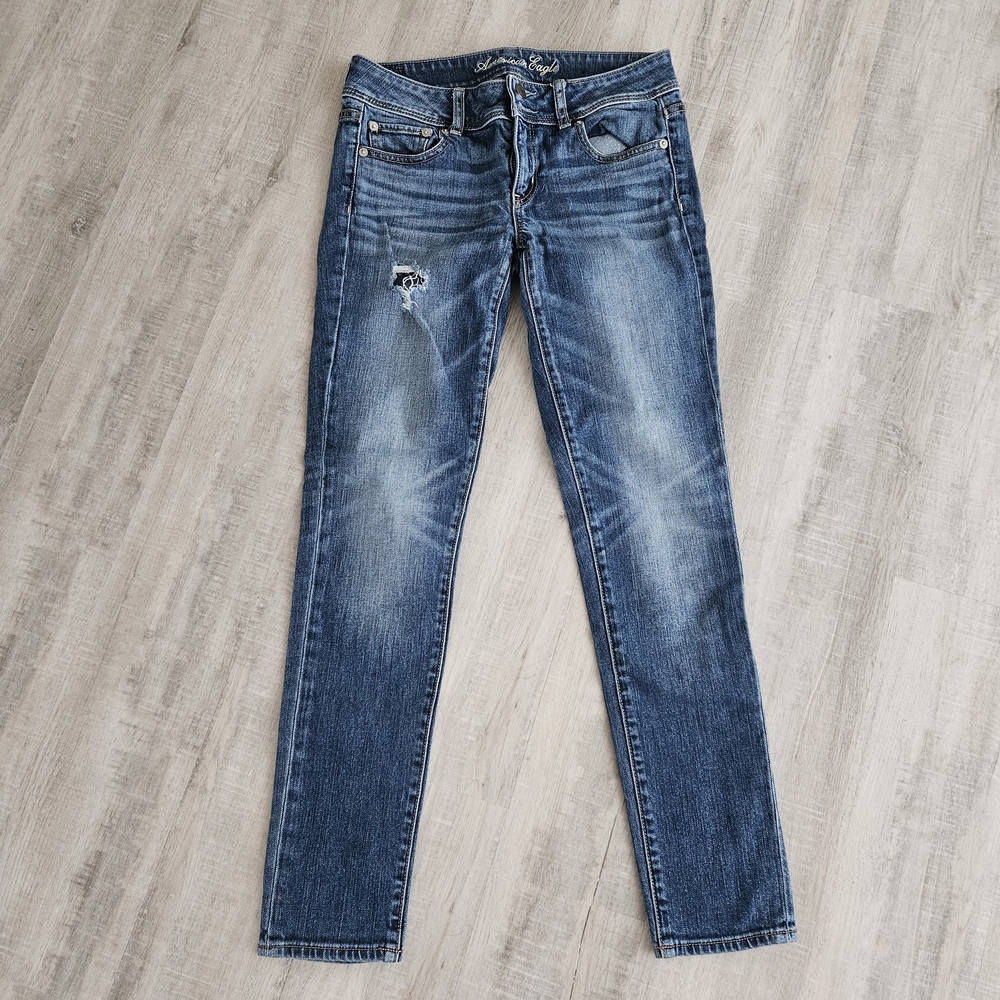 American Eagle Outfitters Distressed Blue Skinny Jeans